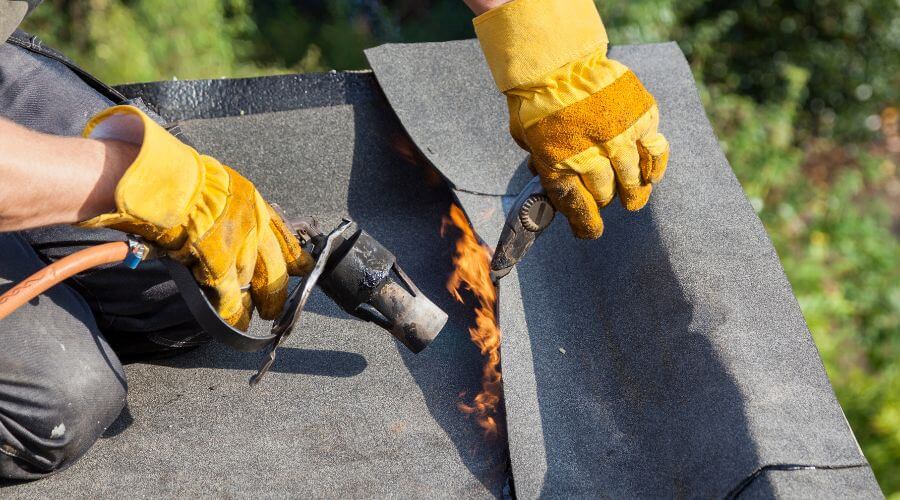 Expert Emergency Roof Repairs services in Locke, NY